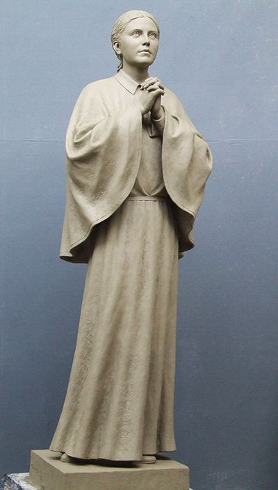 Santa Gemma Galgani, statua in creta, h cm 165 (2021)