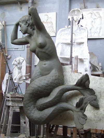 Sirena, creta, (h cm 200) 2018