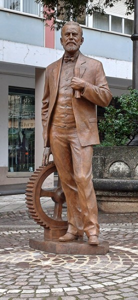 Monumento a Francesco Guiso Gallisay, bronzo (Nuoro) 2024