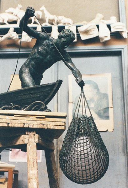 Pescatore con lampada, bronzo (2000)
