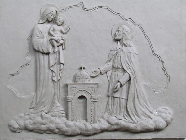 Santo Stefano I of Hungary with Madonna and Child, bas-relief, clay, 2014